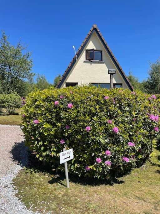 1 Bedroom Cabin With Mountain & Loch Views - Quiet Location Between Glencoe & Ben Nevis Corran  Ngoại thất bức ảnh