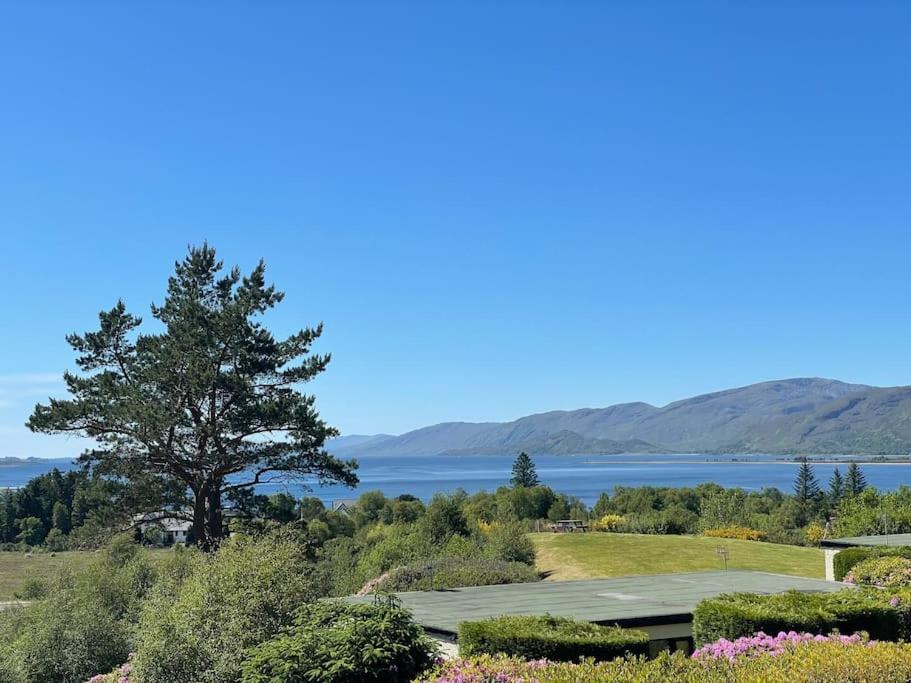 1 Bedroom Cabin With Mountain & Loch Views - Quiet Location Between Glencoe & Ben Nevis Corran  Ngoại thất bức ảnh