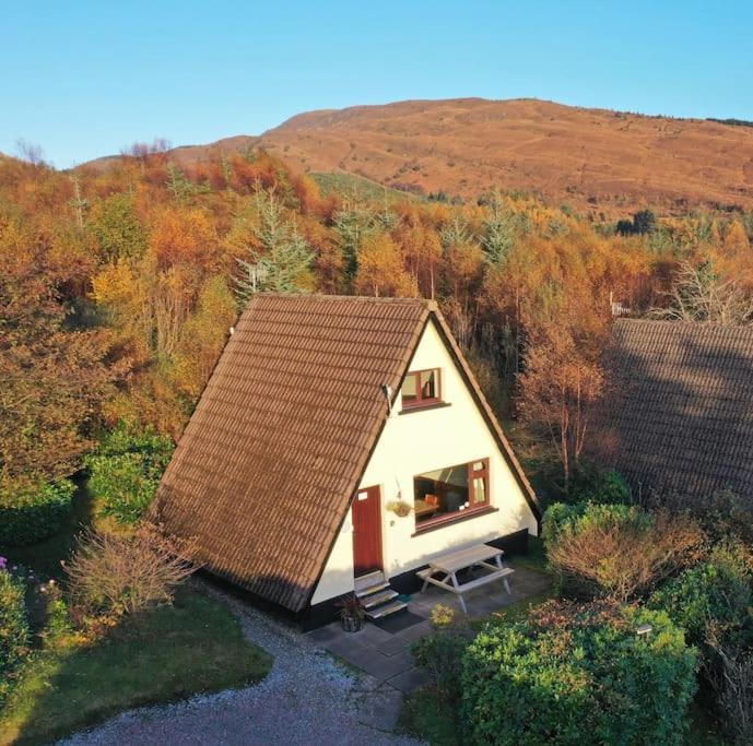 1 Bedroom Cabin With Mountain & Loch Views - Quiet Location Between Glencoe & Ben Nevis Corran  Ngoại thất bức ảnh