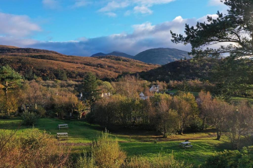 1 Bedroom Cabin With Mountain & Loch Views - Quiet Location Between Glencoe & Ben Nevis Corran  Ngoại thất bức ảnh