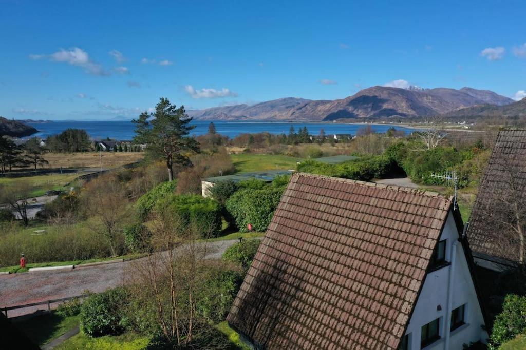 1 Bedroom Cabin With Mountain & Loch Views - Quiet Location Between Glencoe & Ben Nevis Corran  Ngoại thất bức ảnh